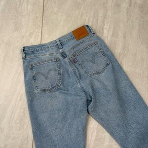Levi’s 501 Straight Jeans